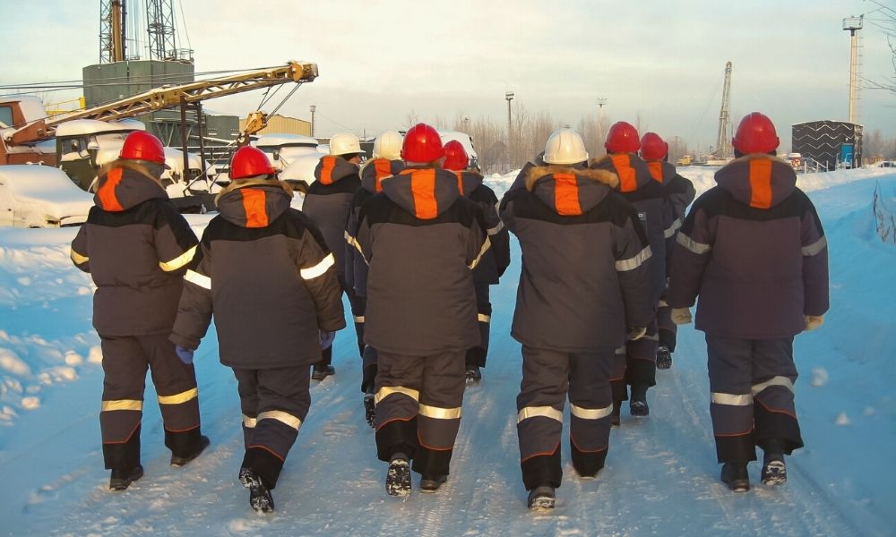 How Oil and Gas Workers Keep Warm During the Winter