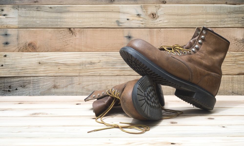 What Should Be Considered Before Buying Steel Toe Boots?