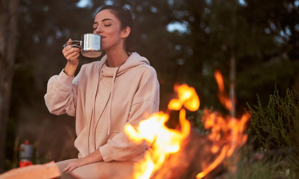 Why FR Sweatshirts Are a Safer Choice When It’s Cool Outside